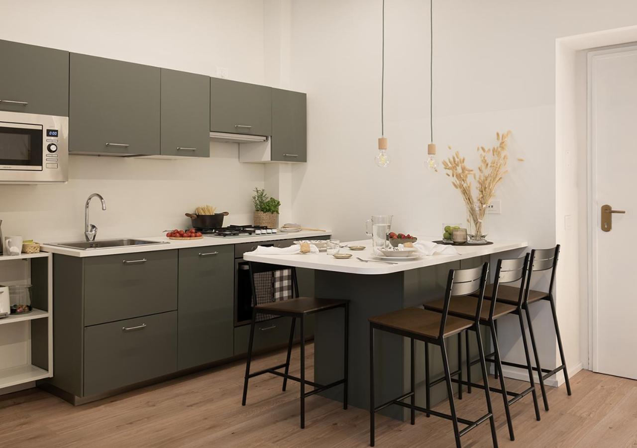 Exclusive Green Apartment - City Center - Como - Near Station Rom bilde